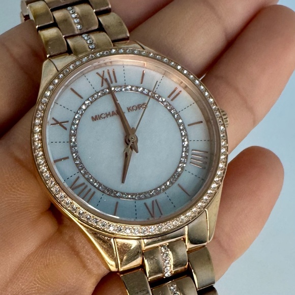 Michael Kors Lauryn Rose Gold Women’s Watch with Crystals - Picture 11 of 14
